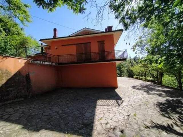 Villa in vendita a Marliana PT