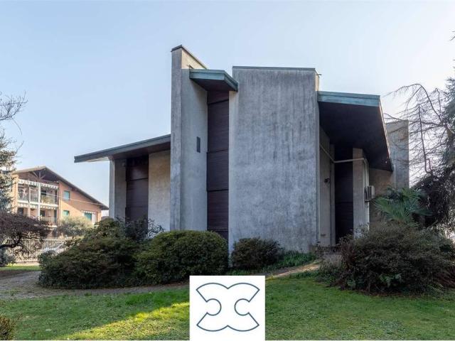 Villa in vendita a Marnate VA