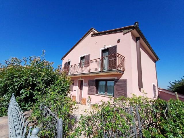 Villa in vendita a Marsciano PG