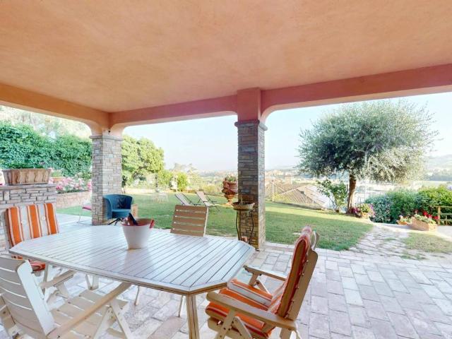 Villa in vendita a Marsciano PG