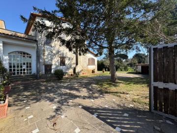 Villa in vendita a Marta VT