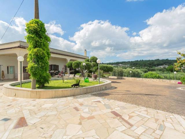 Villa in vendita a Martina Franca TA