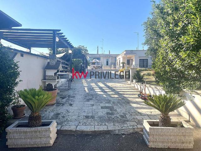 Villa in vendita a Martina Franca TA