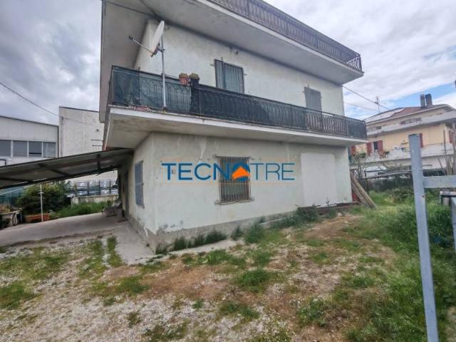 Villa in vendita a Martinsicuro TE
