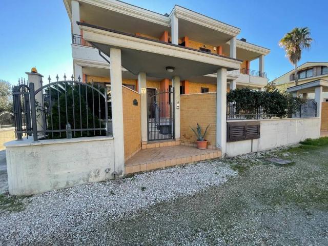 Villa in vendita a Martinsicuro TE