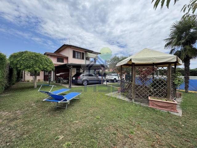 Villa in vendita a Marudo LO