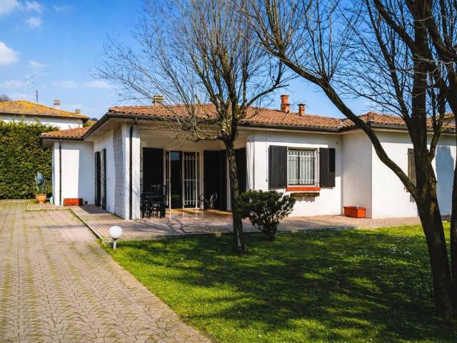 Villa in vendita a Marzabotto BO