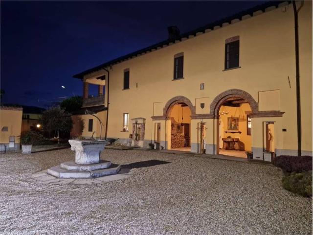 Villa in vendita a Marzano PV