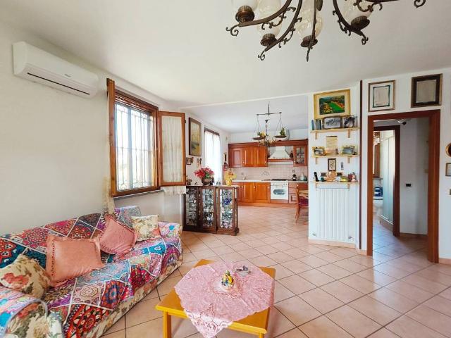 Villa in vendita a Marzano PV