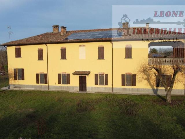 Villa in vendita a Marzano PV