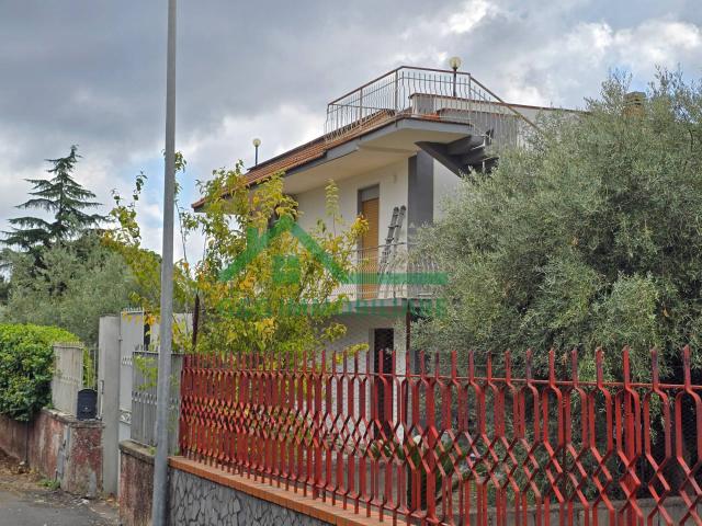 Villa in vendita a Mascalucia