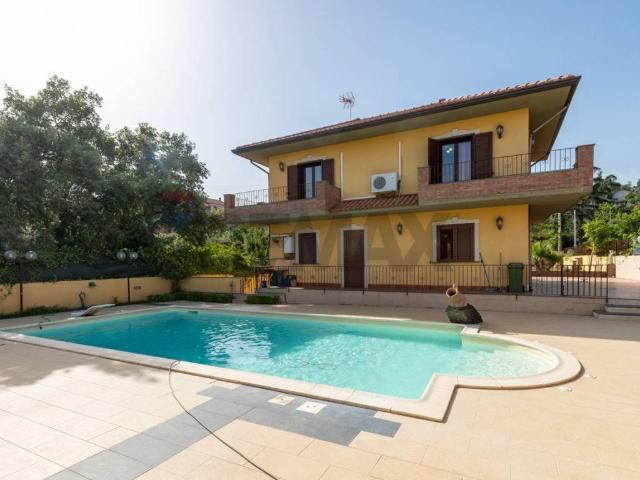 Villa in vendita a Mascalucia CT