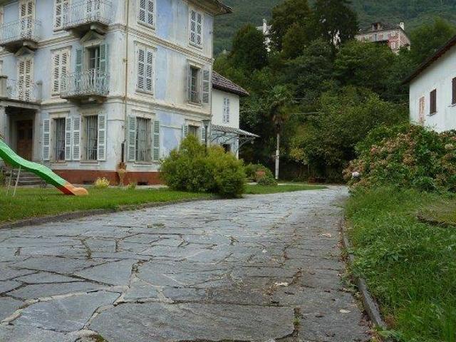 Villa in vendita a Masera