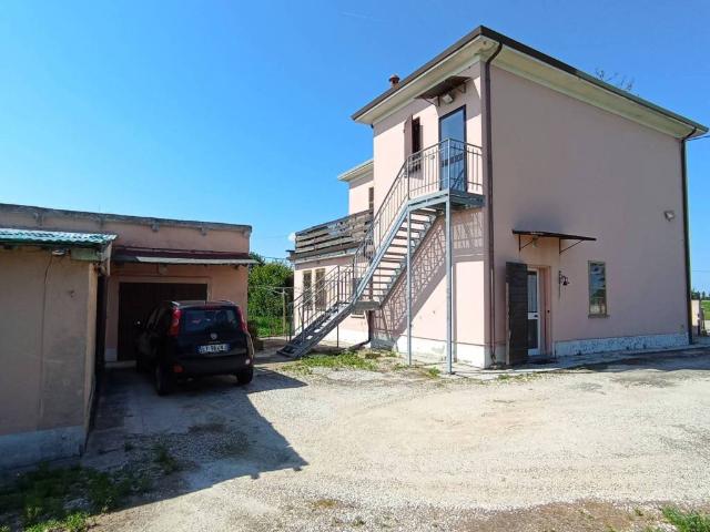 Villa in vendita a Masi Torello FE