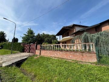 Villa in vendita a Massazza BI
