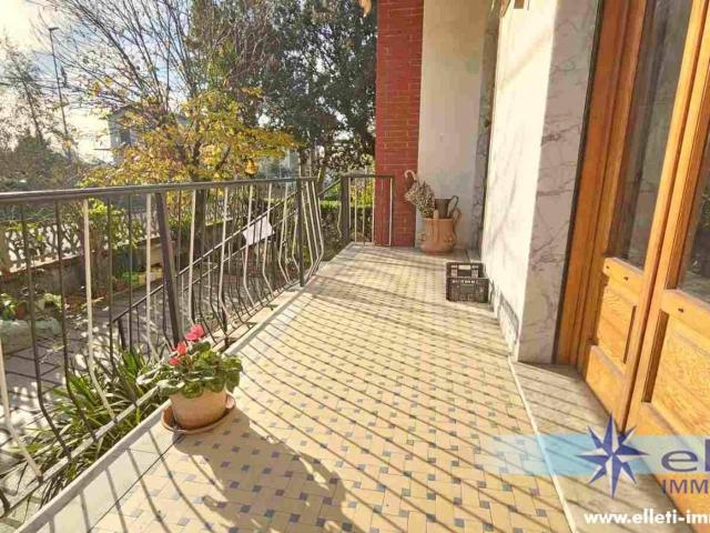 Villa in vendita a Massa
