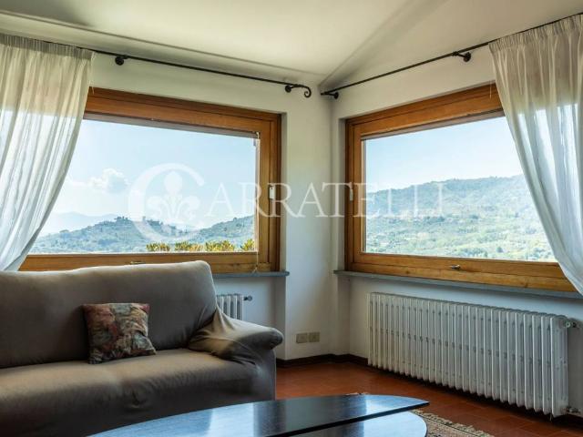 Villa in vendita a Massa e Cozzile PT
