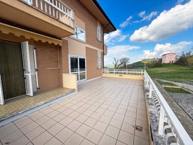 Villa in vendita a Massa Fermana FM