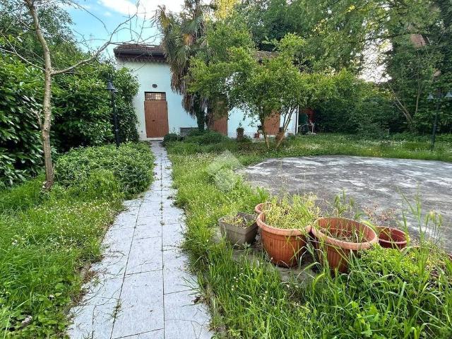 Villa in vendita a Massa Lombarda RA