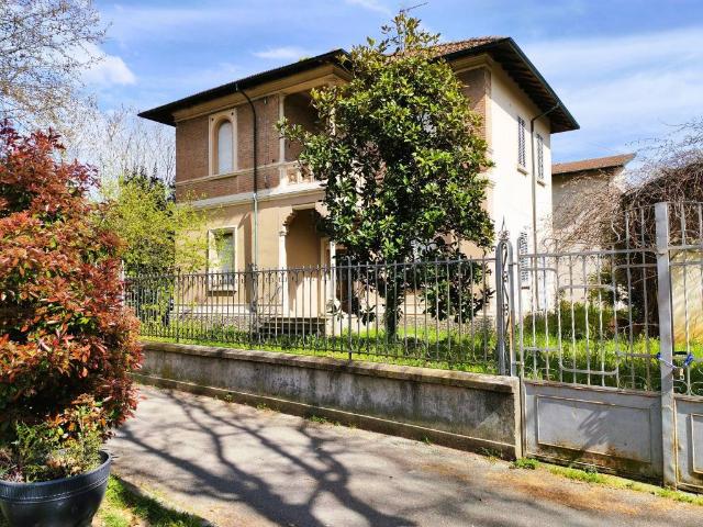 Villa in vendita a Massa Lombarda RA