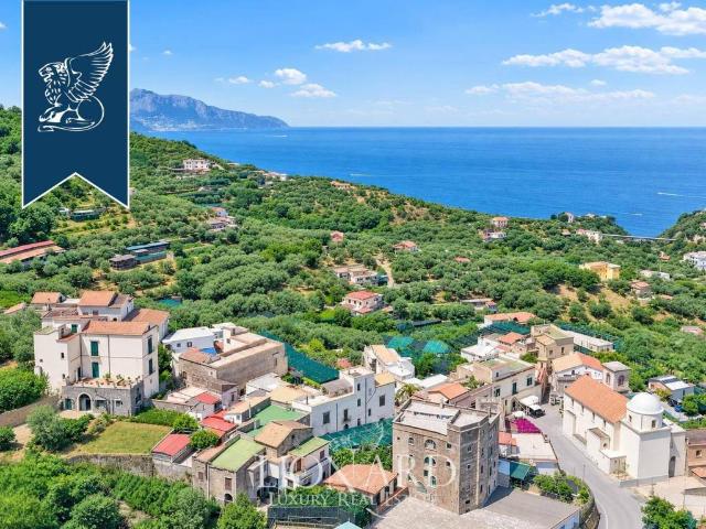 Villa in vendita a Massa Lubrense NA