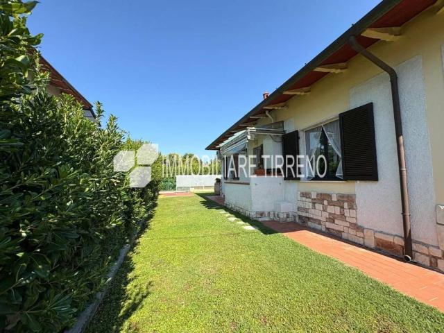 Villa in vendita a Massa MS
