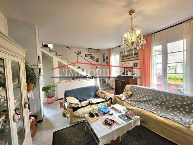 Villa in vendita a Massa MS