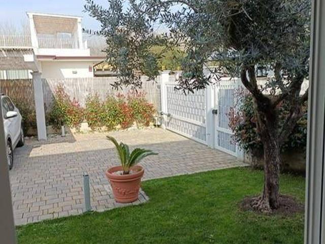 Villa in vendita a Massa MS