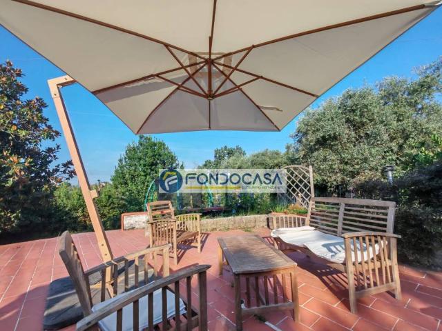 Villa in vendita a Massa MS