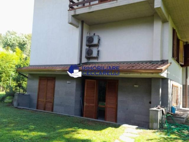 Villa in vendita a Massa MS