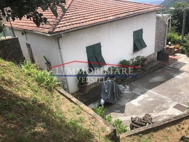 Villa in vendita a Massa MS