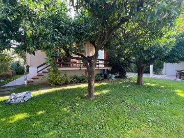 Villa in vendita a Massa MS