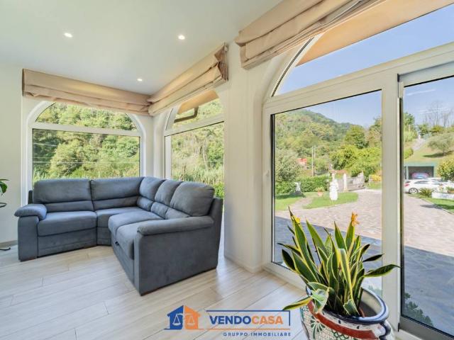 Villa in vendita a Massa MS