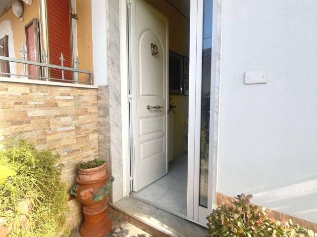 Villa in vendita a Massa MS