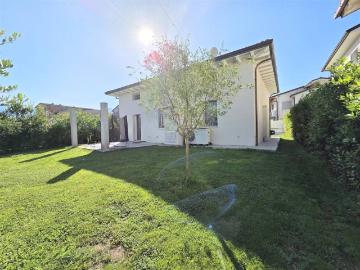 Villa in vendita a Massa MS