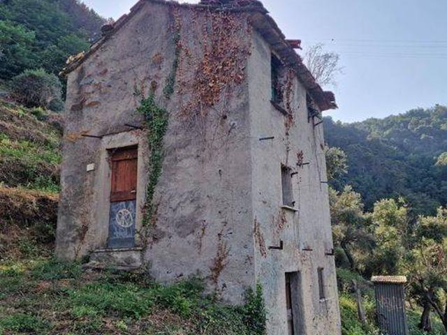 Villa in vendita a Massa MS