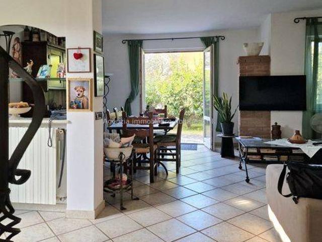 Villa in vendita a Massa MS