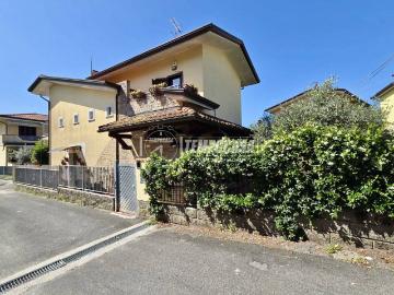 Villa in vendita a Massa MS