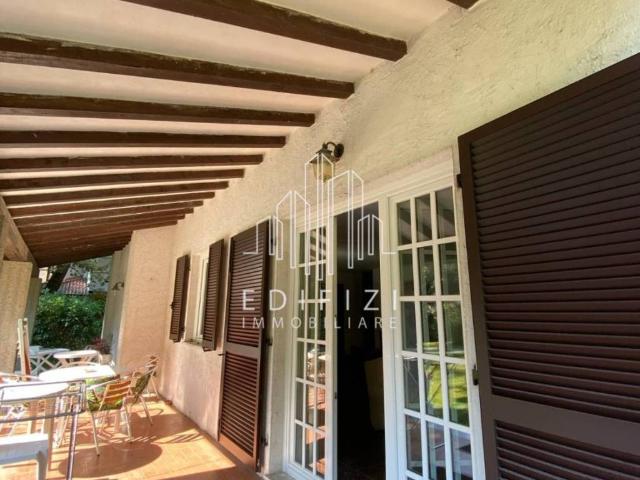 Villa in vendita a Massa MS