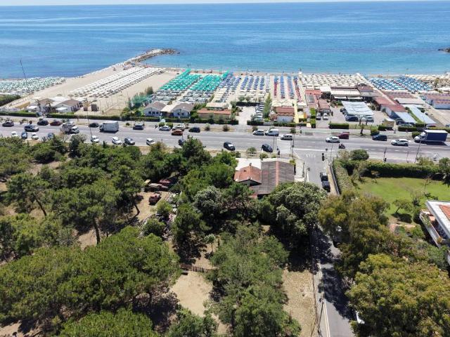 Villa in vendita a Massa MS
