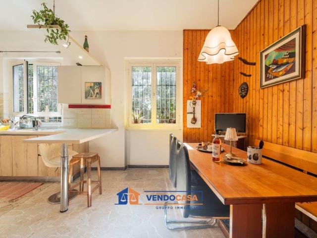 Villa in vendita a Massa MS