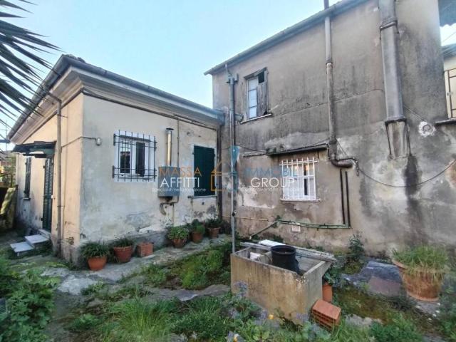 Villa in vendita a Massa MS