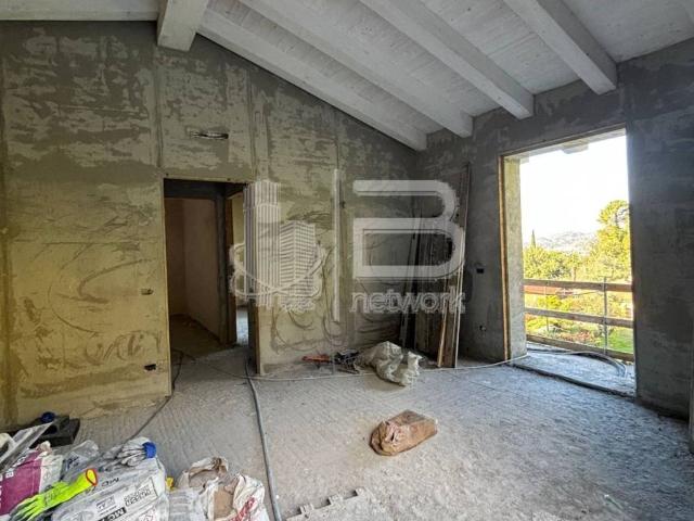 Villa in vendita a Massa MS