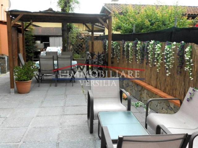 Villa in vendita a Massa MS