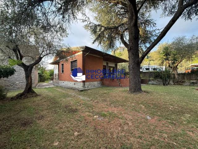 Villa in vendita a Massa MS