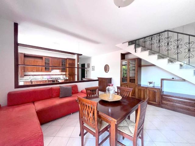 Villa in vendita a Massa MS