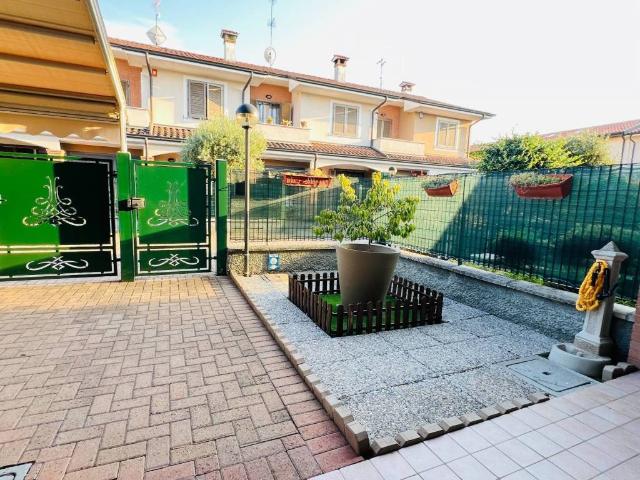 Villa in vendita a Massalengo LO