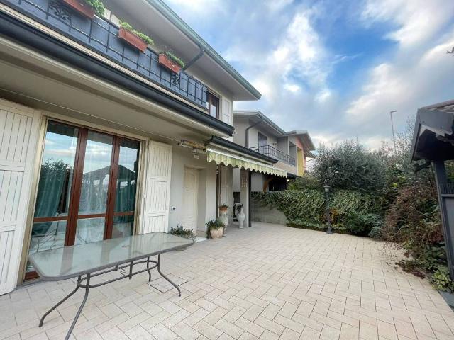 Villa in vendita a Massalengo LO
