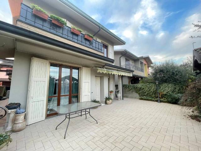 Villa in vendita a Massalengo LO