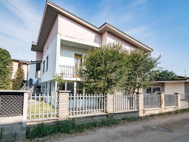 Villa in vendita a Massalengo LO